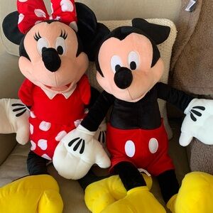 Disney Mickey Mouse And Minnie Mouse Large Plush Stuffed Animals.